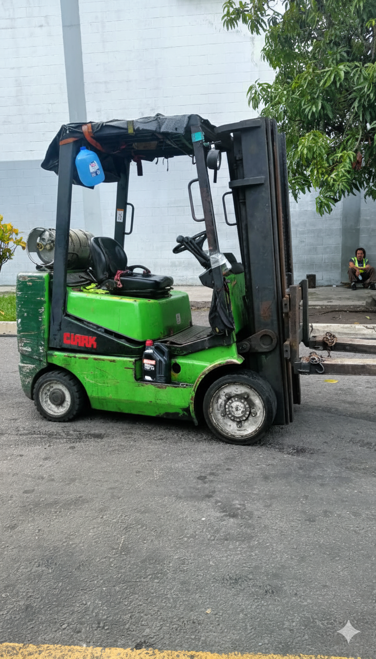 Detalle de montacargas en alquiler